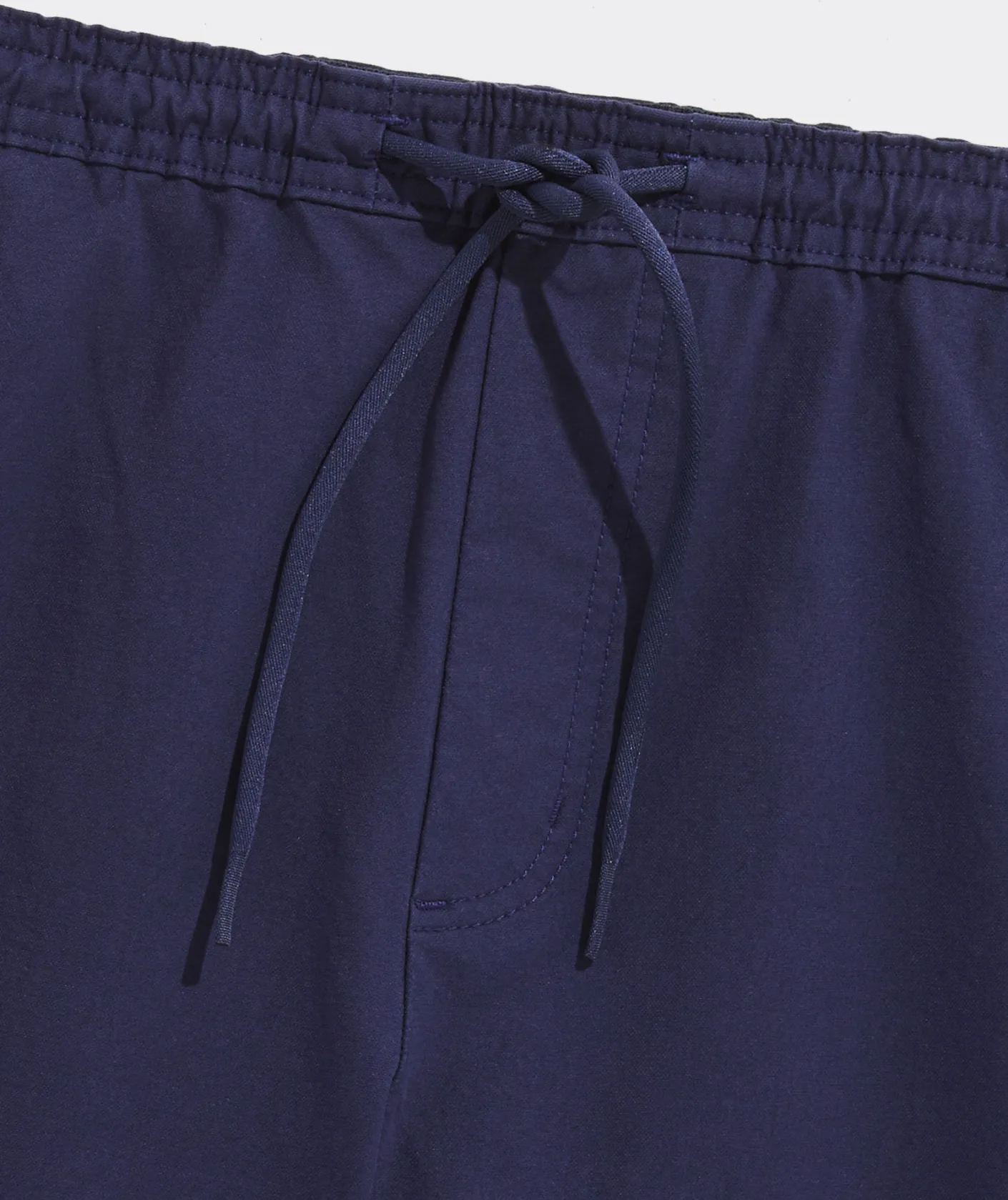 Shorts<Vineyard Vines 7 Inch On-The-Go Canvas Pull-On Shorts Nautical Navy