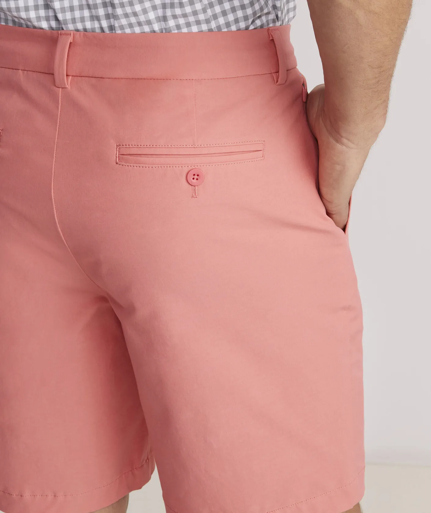 Shorts<Vineyard Vines 9 Inch On-The-Go Shorts Mai Tai