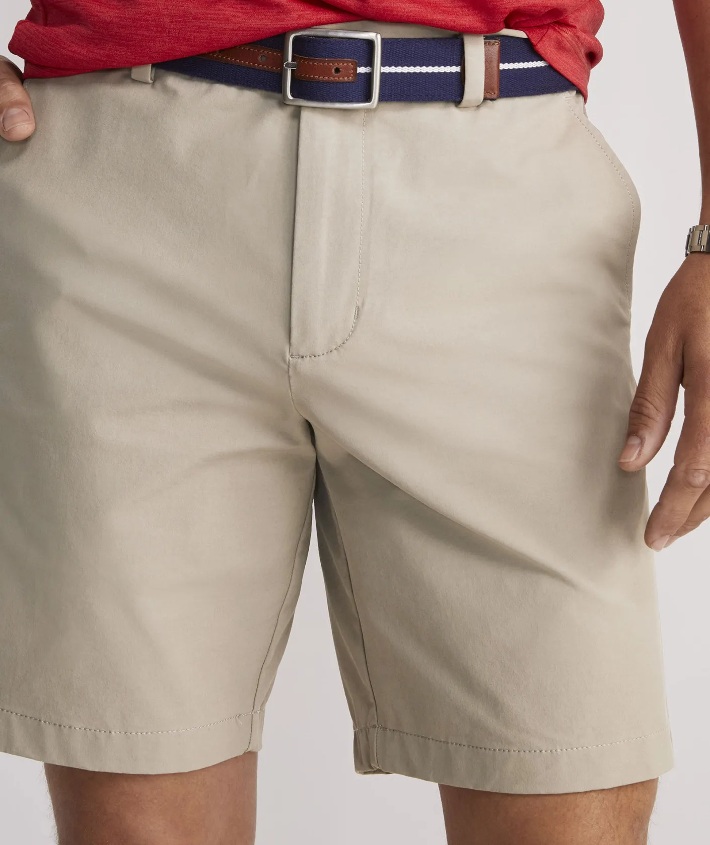 Shorts<Vineyard Vines 9 Inch On-The-Go Shorts Khaki